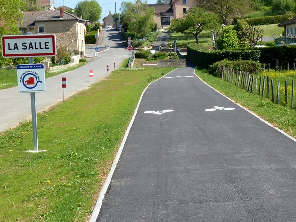 photo de la voie cyclable de La Salle 71